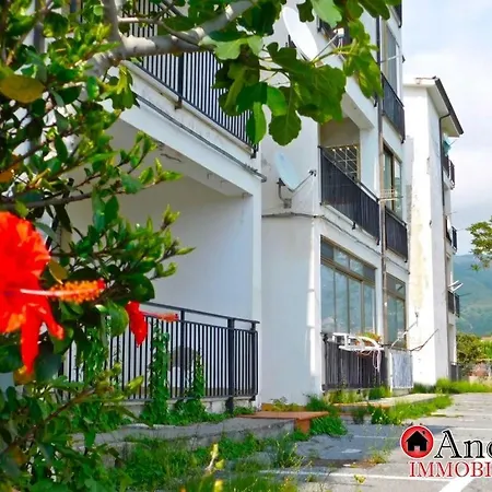 Casa Comer Grisolia Apartment