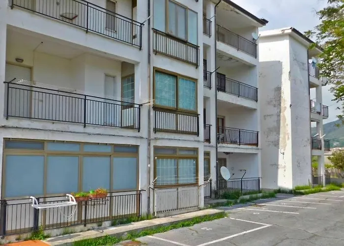 Casa Comer Grisolia アパート *